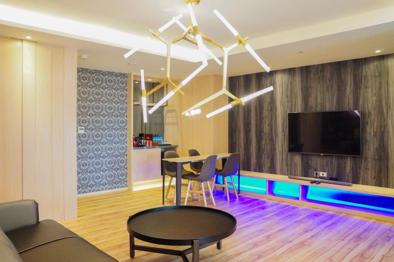 Fx Hotel Тайнань Екстер'єр фото