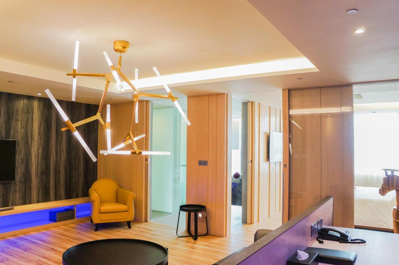 Fx Hotel Тайнань Екстер'єр фото