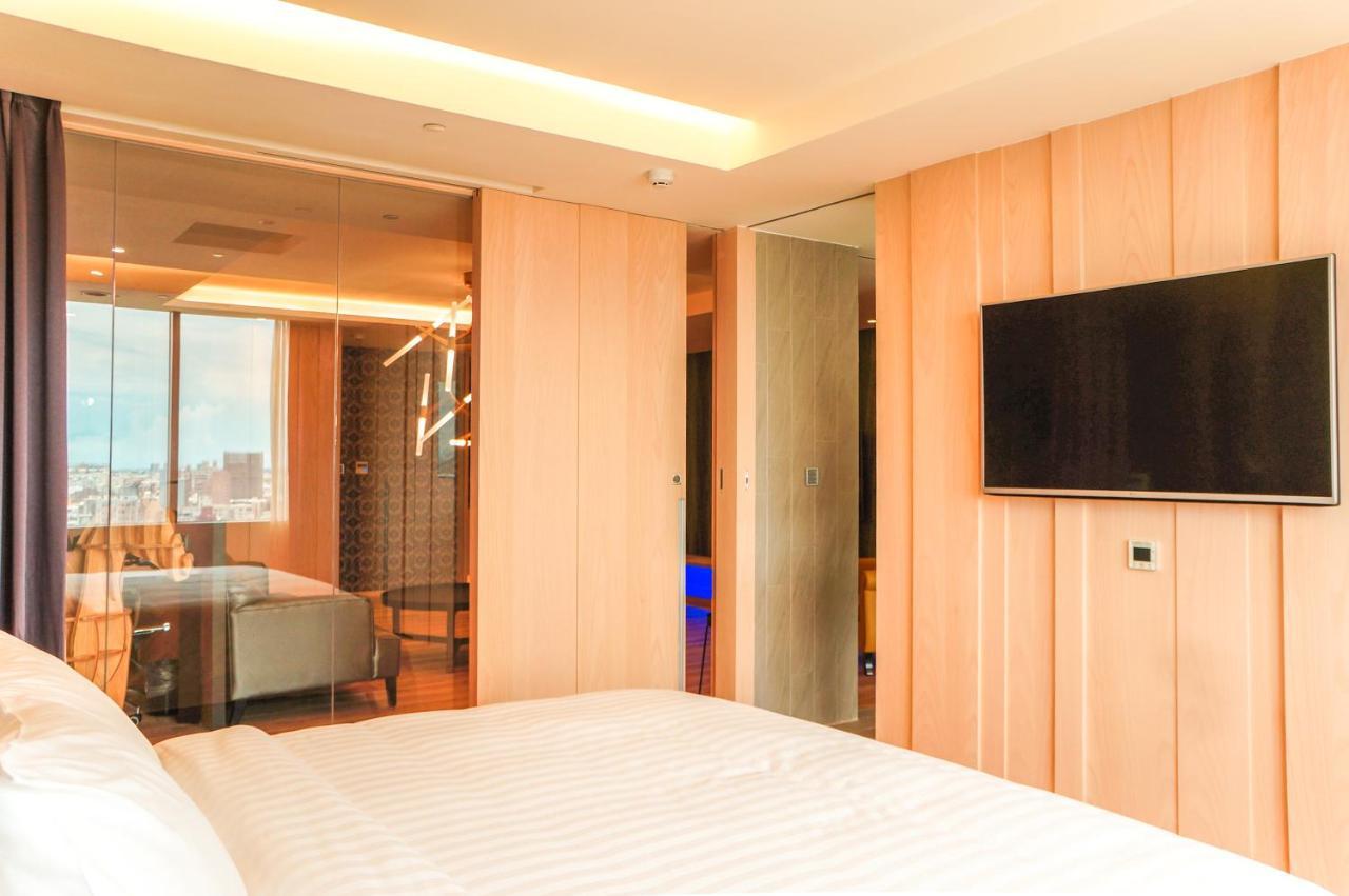 Fx Hotel Тайнань Екстер'єр фото