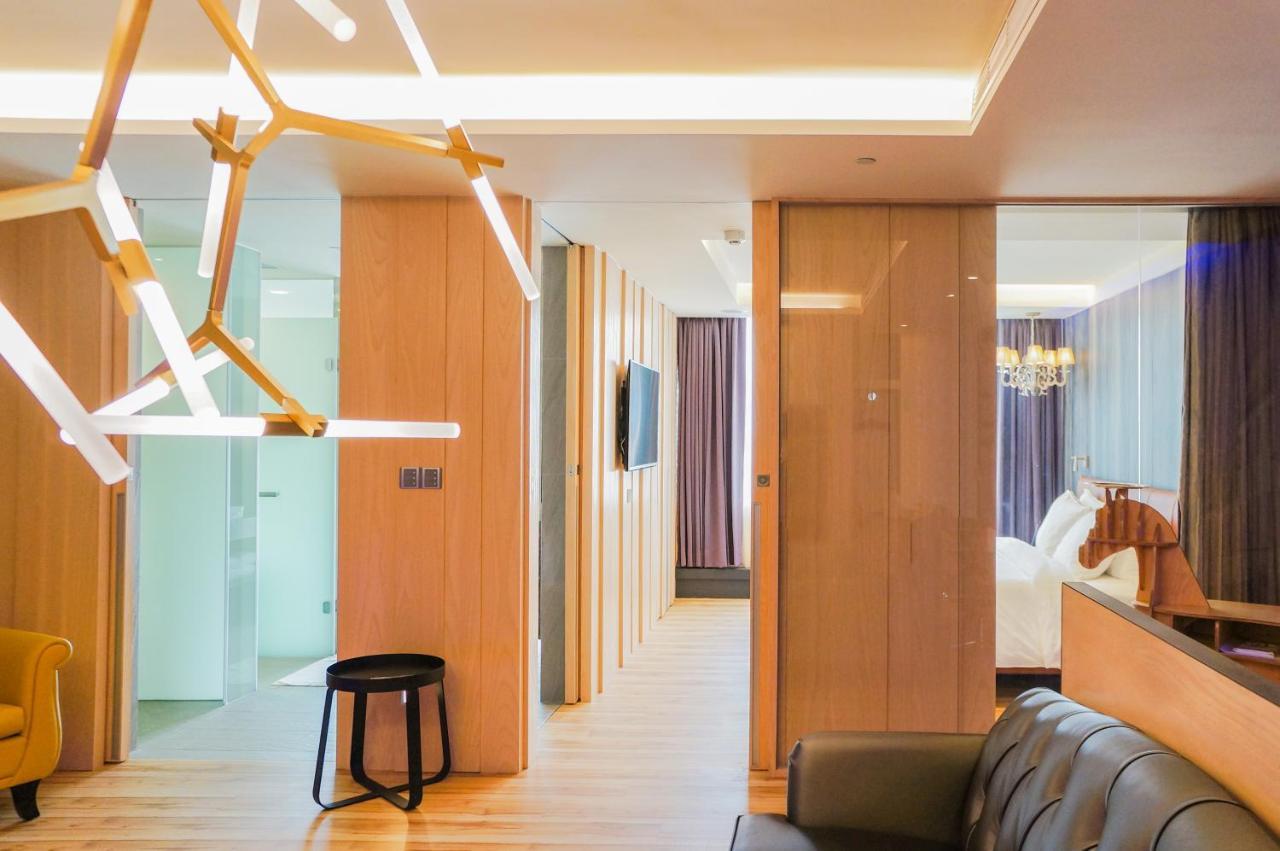 Fx Hotel Тайнань Екстер'єр фото
