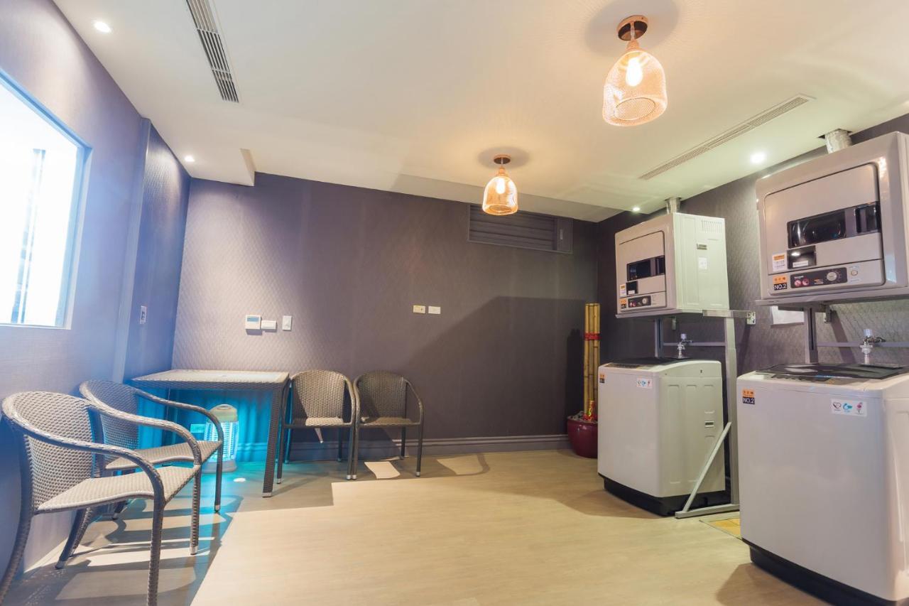Fx Hotel Тайнань Екстер'єр фото